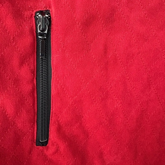 Alia Petites Women’s 14P Red Quilted Vest with Black Zipper - Picture 3 of 6